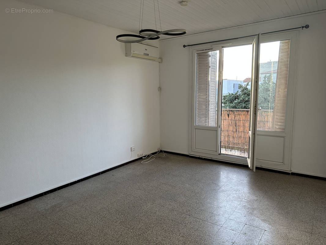 Appartement à MARSEILLE-15E