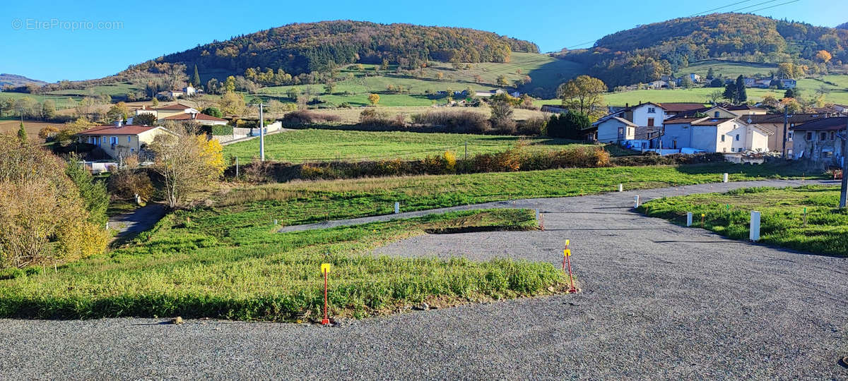 Terrain à SAINT-GENIS-L&#039;ARGENTIERE