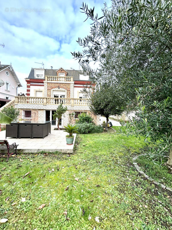 Maison à CHELLES