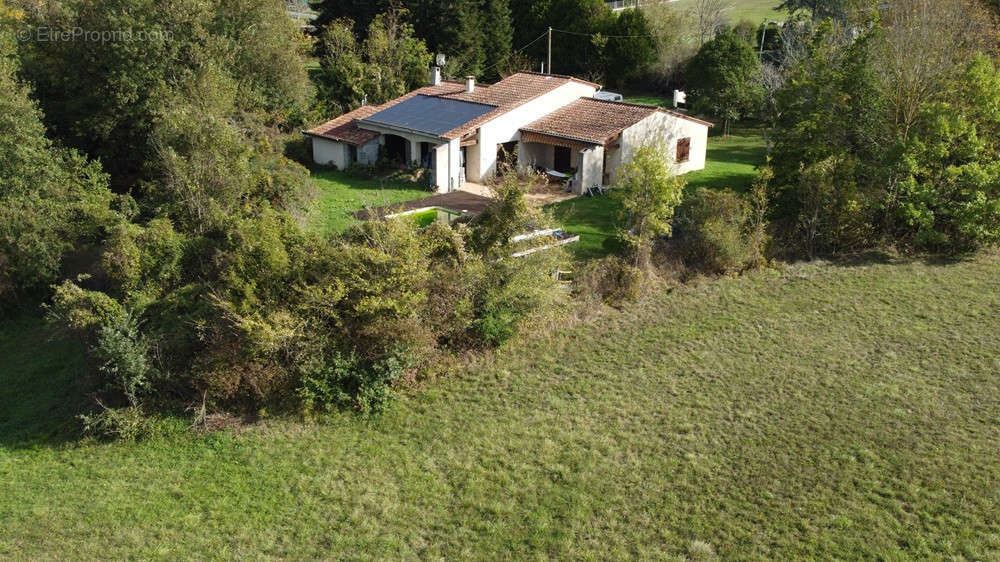 Maison à L&#039;ISLE-EN-DODON