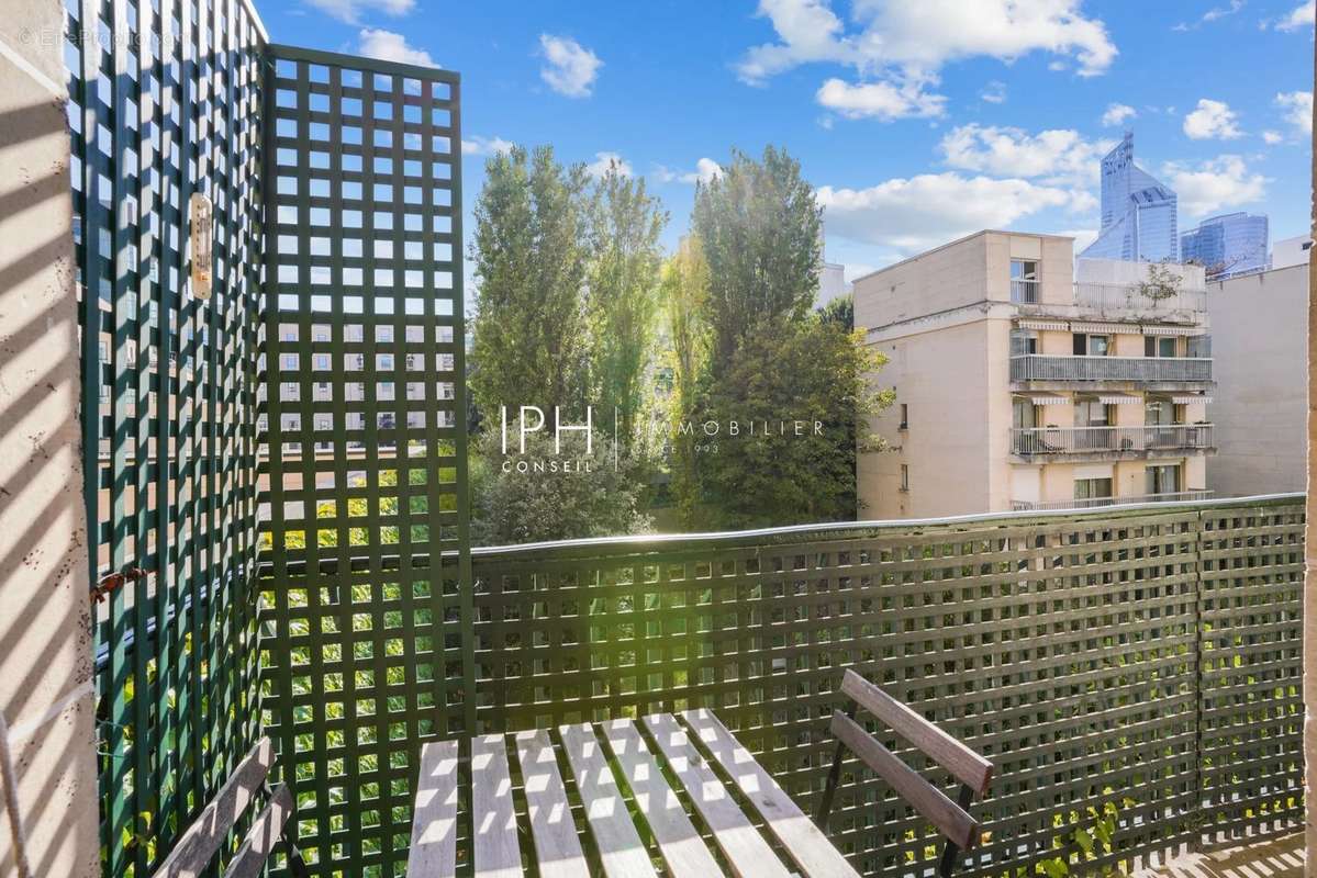 Appartement à NEUILLY-SUR-SEINE