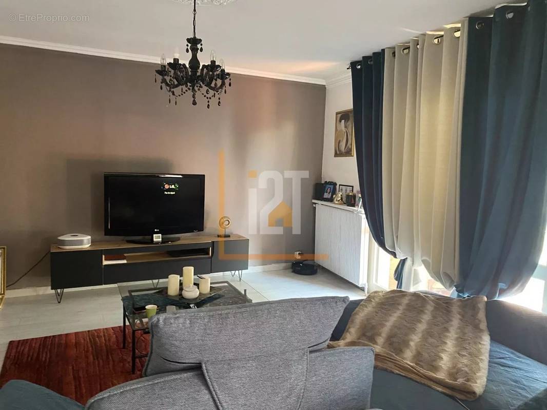 Appartement à NIMES