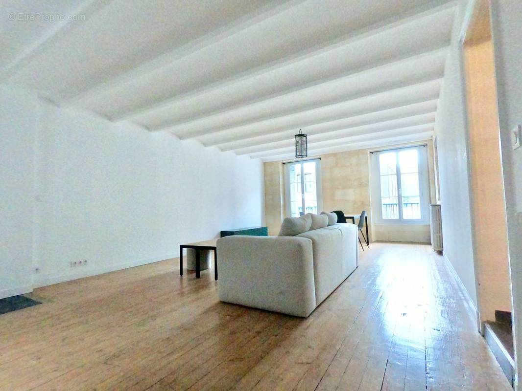 Appartement à BORDEAUX