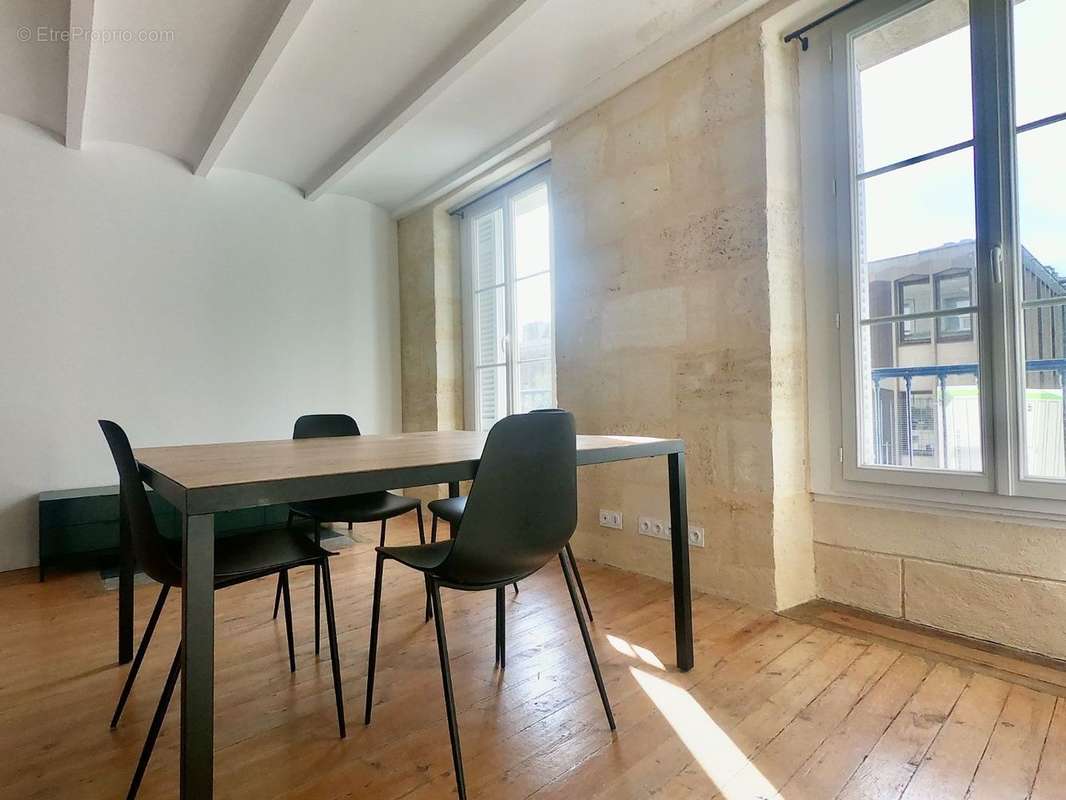 Appartement à BORDEAUX