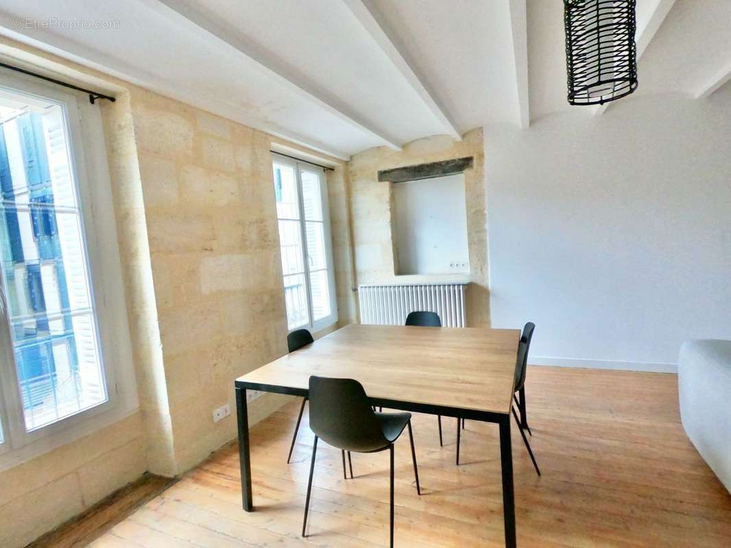 Appartement à BORDEAUX