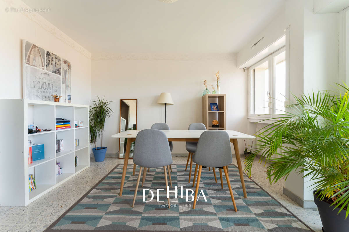 Appartement à MARSEILLE-8E