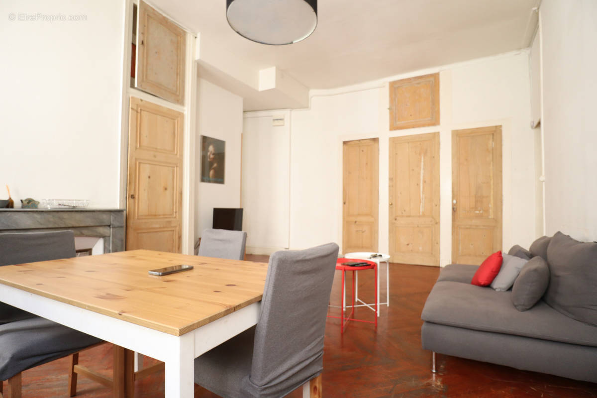 Appartement à LYON-1E