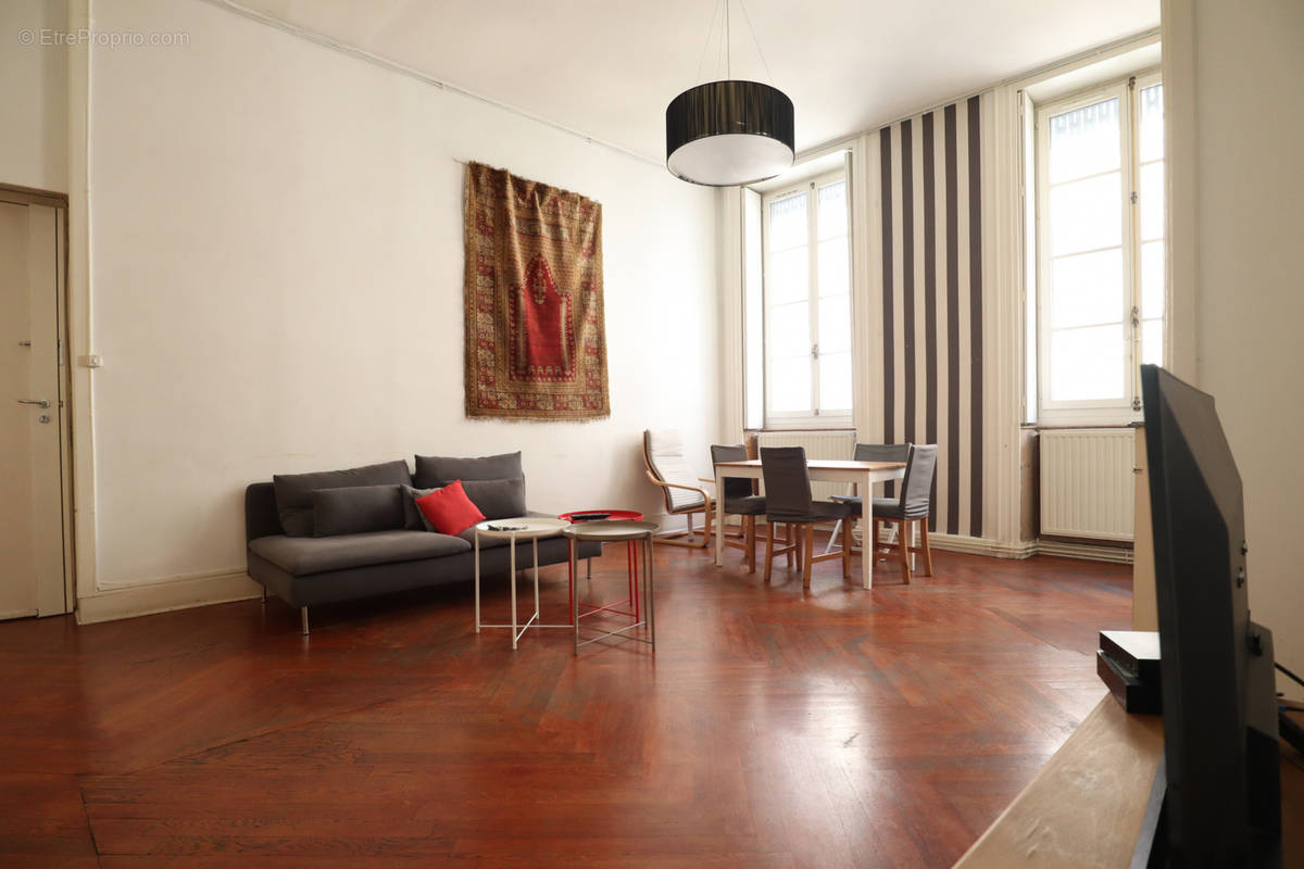 Appartement à LYON-1E