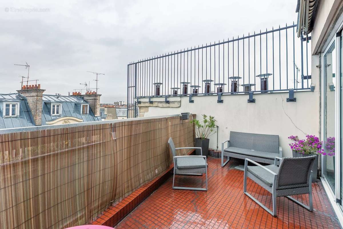 Appartement à PARIS-10E