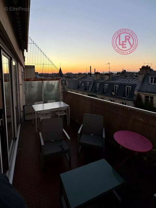 Appartement à PARIS-10E