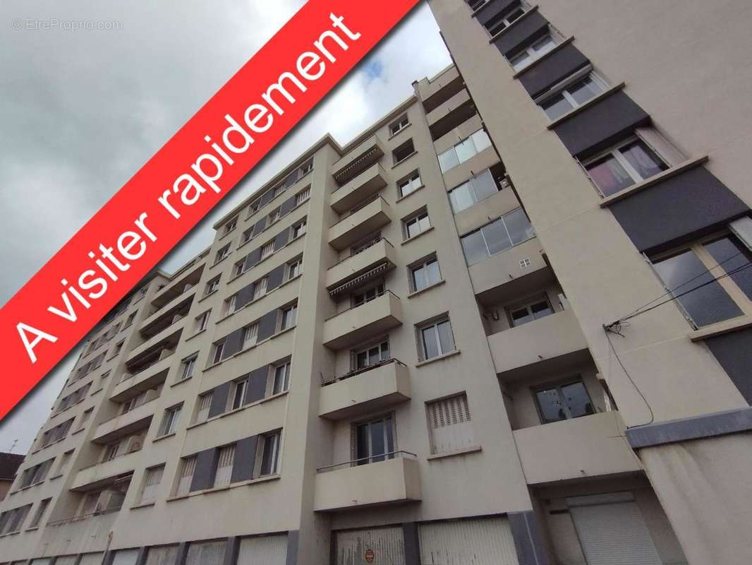   - Appartement à GRENOBLE