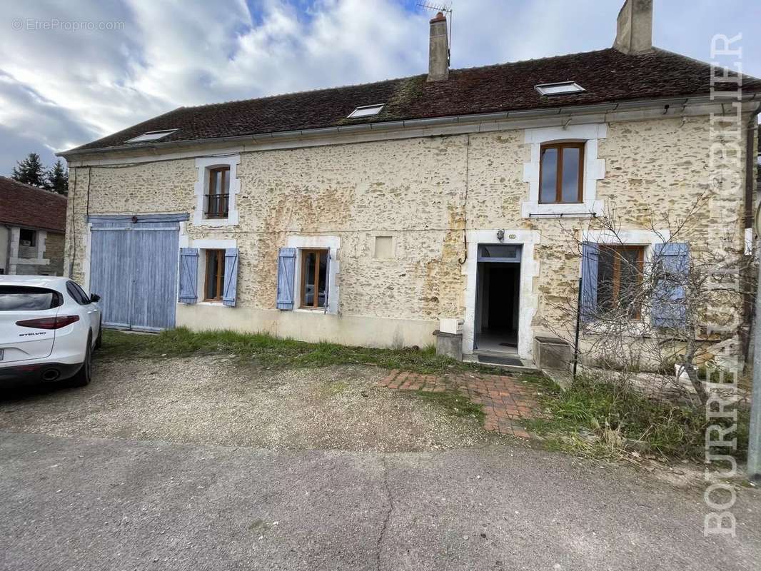 Maison à SAINT-GEORGES-SUR-BAULCHE