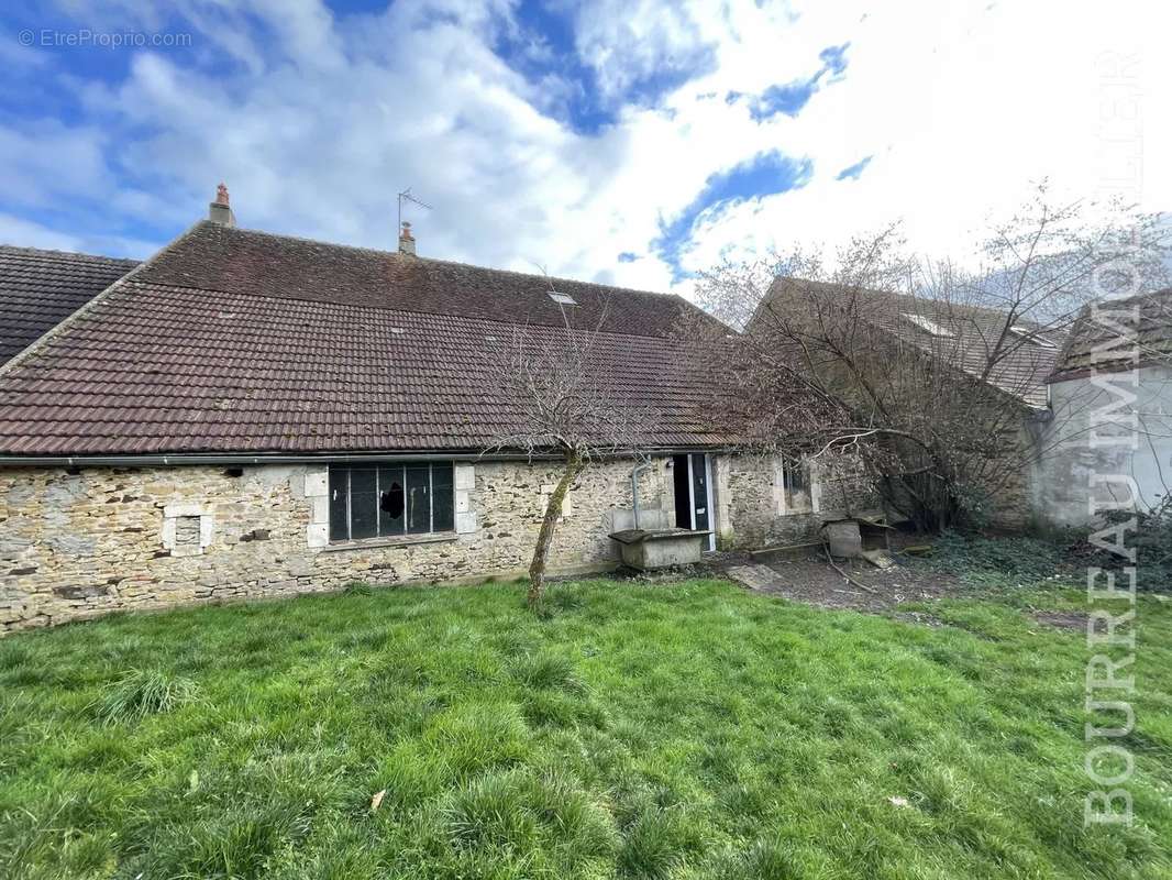 Maison à SAINT-GEORGES-SUR-BAULCHE