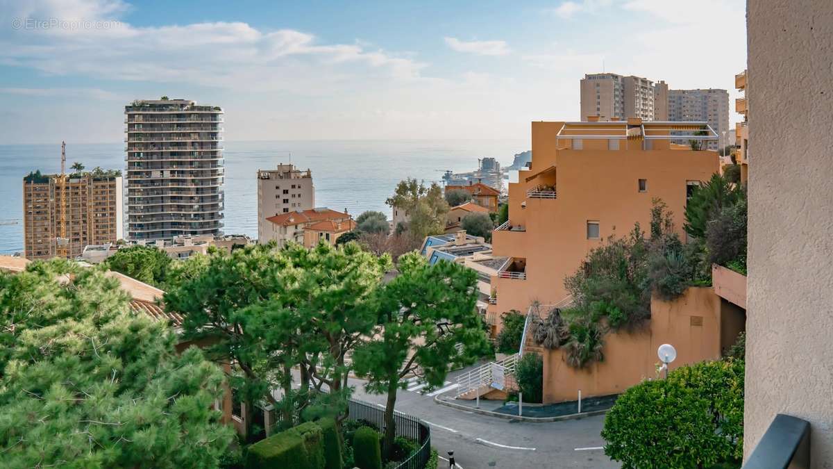 Appartement à BEAUSOLEIL