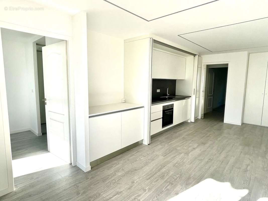 Appartement à BEAUSOLEIL