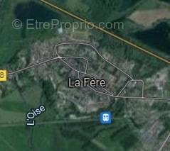 Terrain à LA FERE