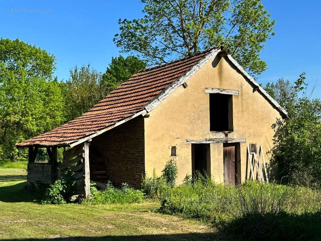 Maison à SAINT-BONNET-EN-BRESSE