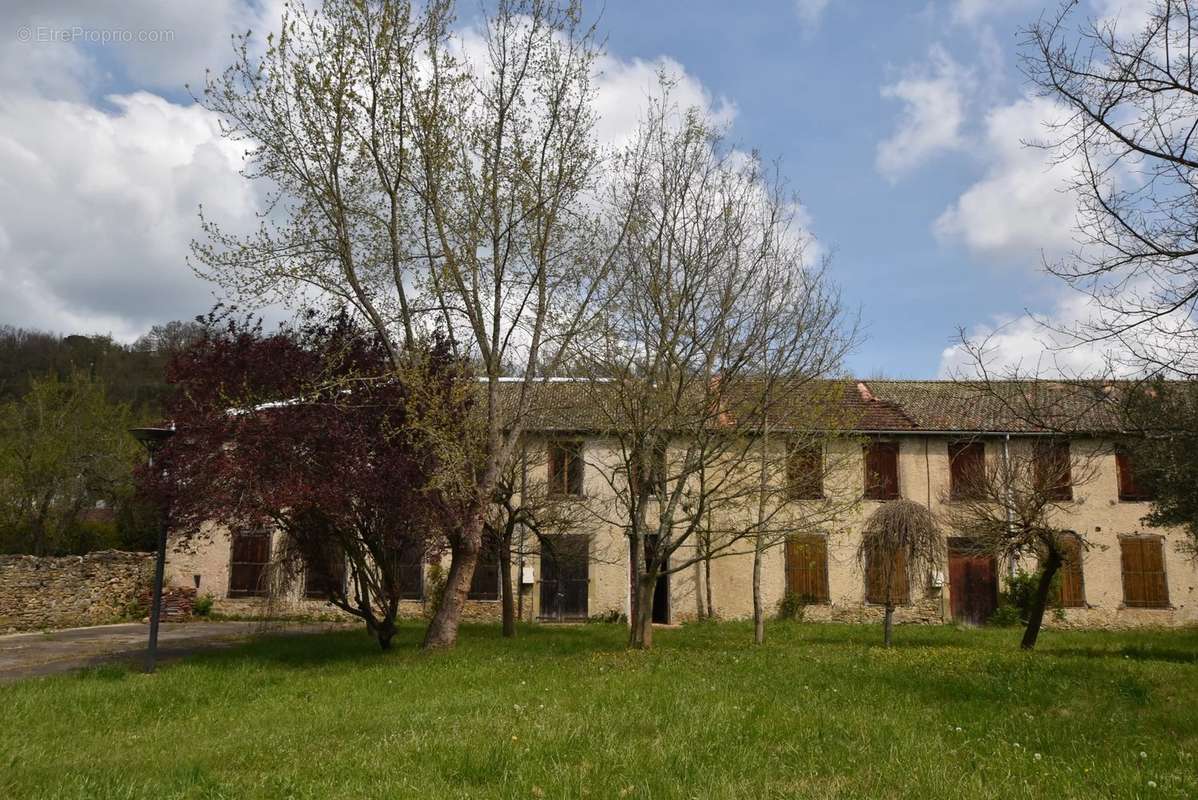 Maison à SAINTE-COLOMBE-SUR-L&#039;HERS