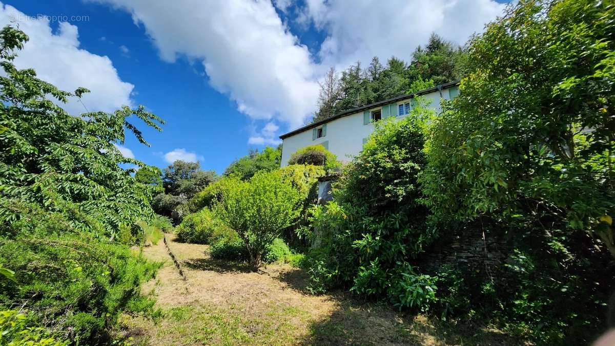 Maison à CUXAC-CABARDES