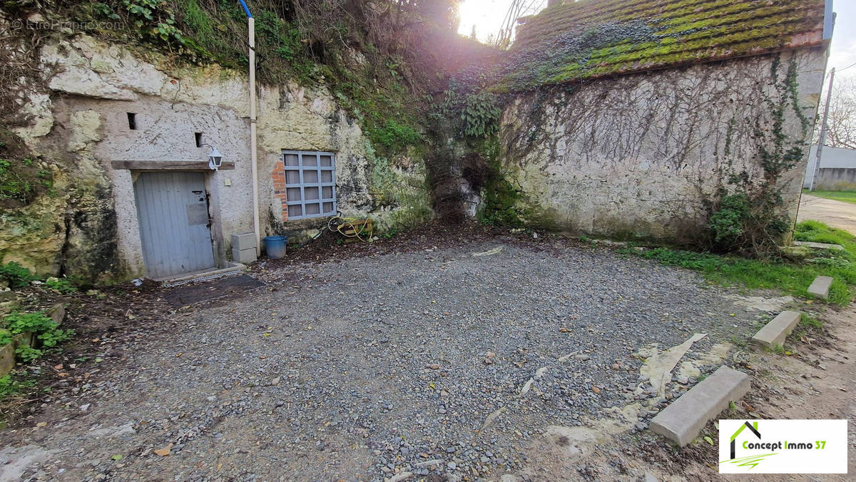 Maison à MONTLOUIS-SUR-LOIRE