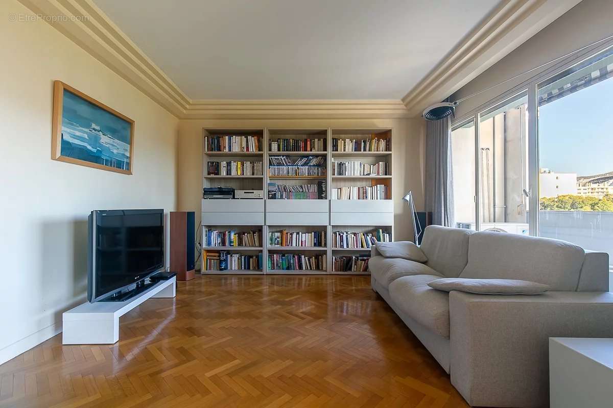 Appartement à MARSEILLE-8E