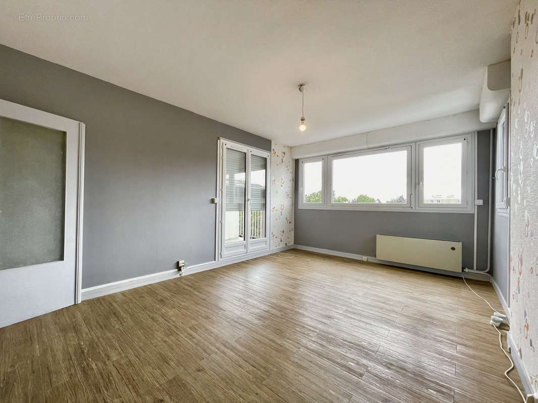 Appartement à HEROUVILLE-SAINT-CLAIR