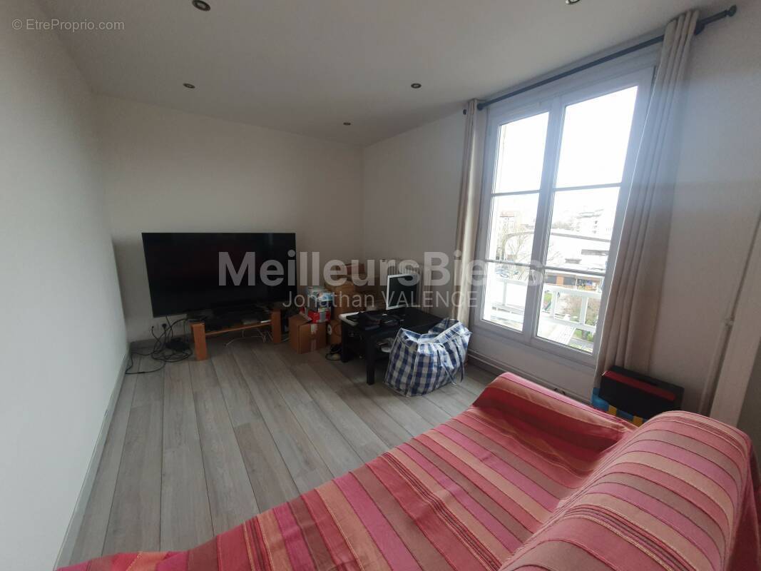 Appartement à COLOMBES