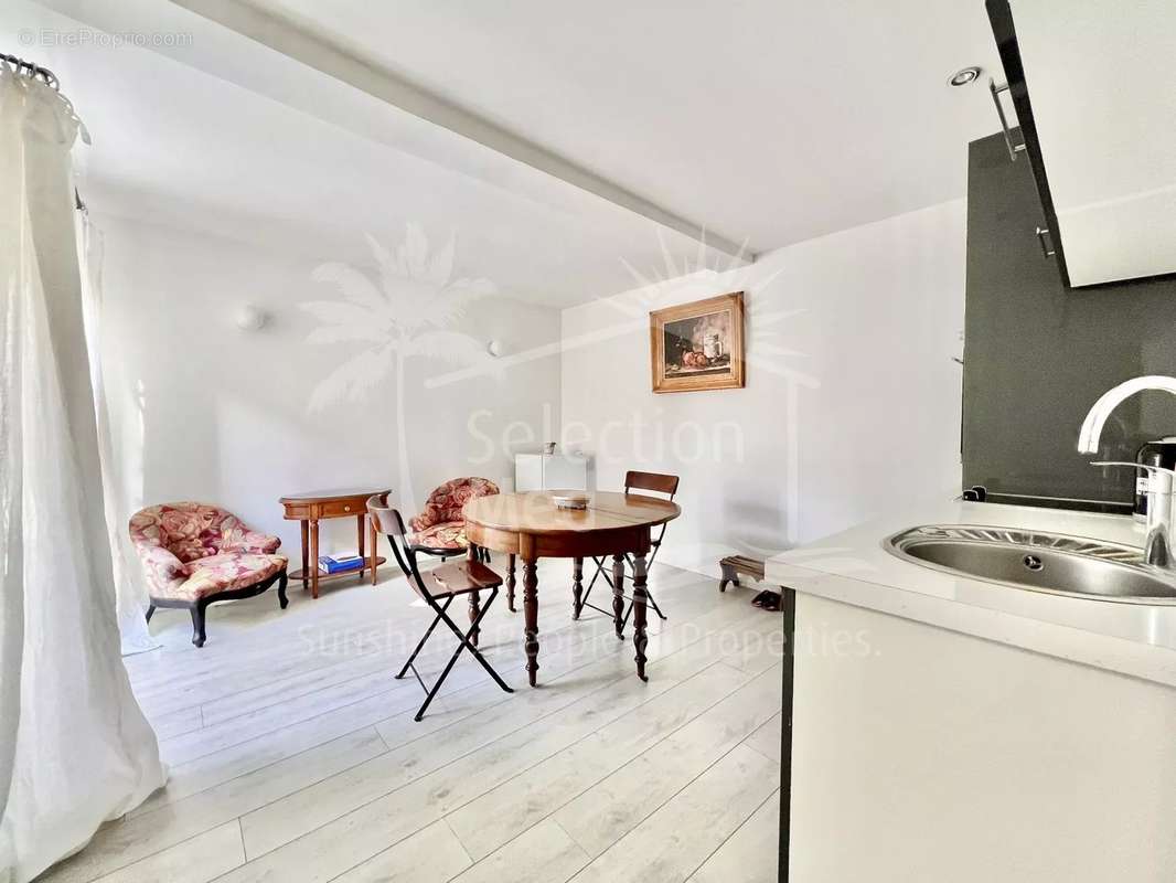 Appartement à VALBONNE