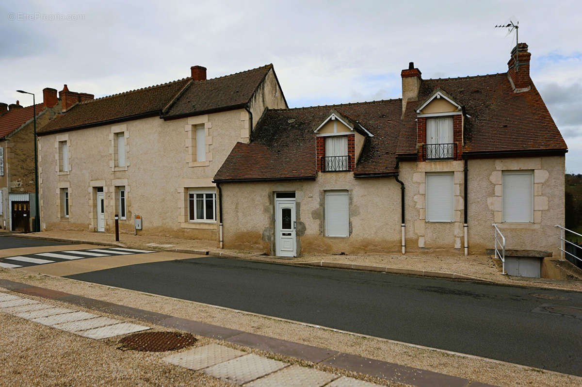 Maison à MONESTIER