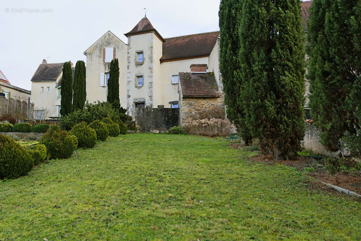 Maison à MONESTIER