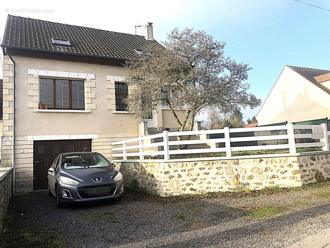 Maison à LA FERTE-SOUS-JOUARRE