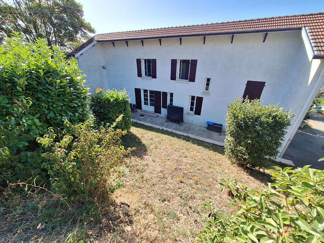 Maison à LE PEAGE-DE-ROUSSILLON