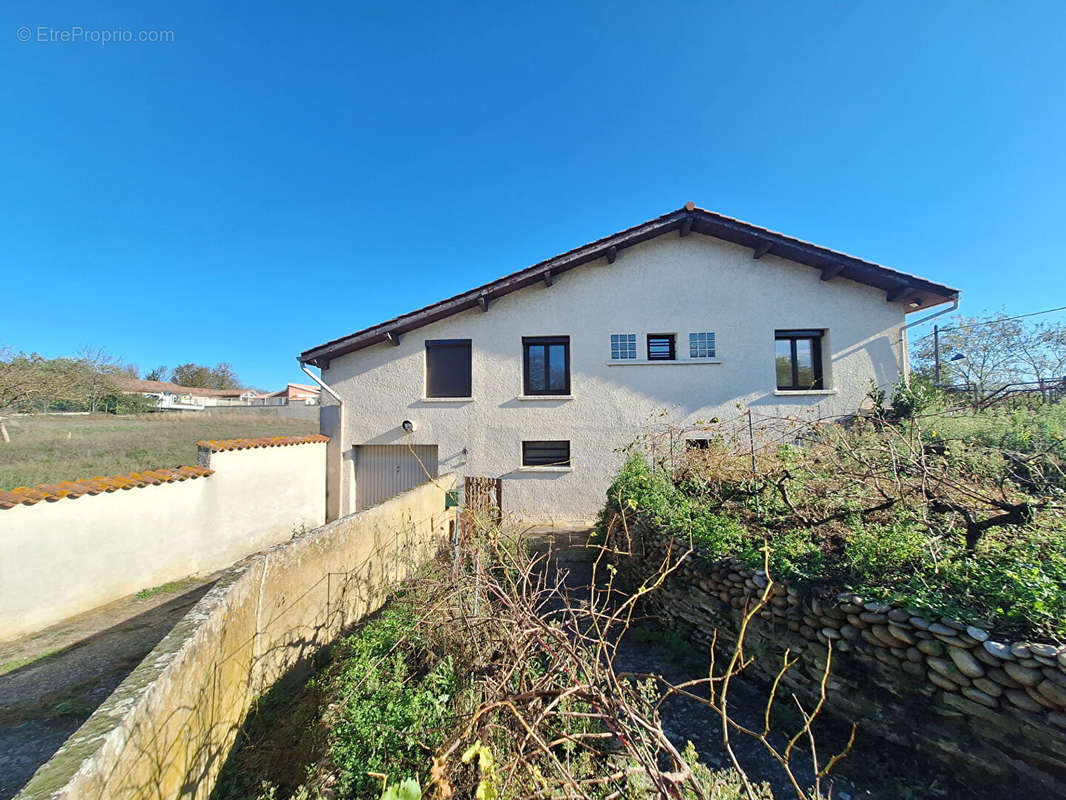 Maison à SAINT-ALBAN-DU-RHONE