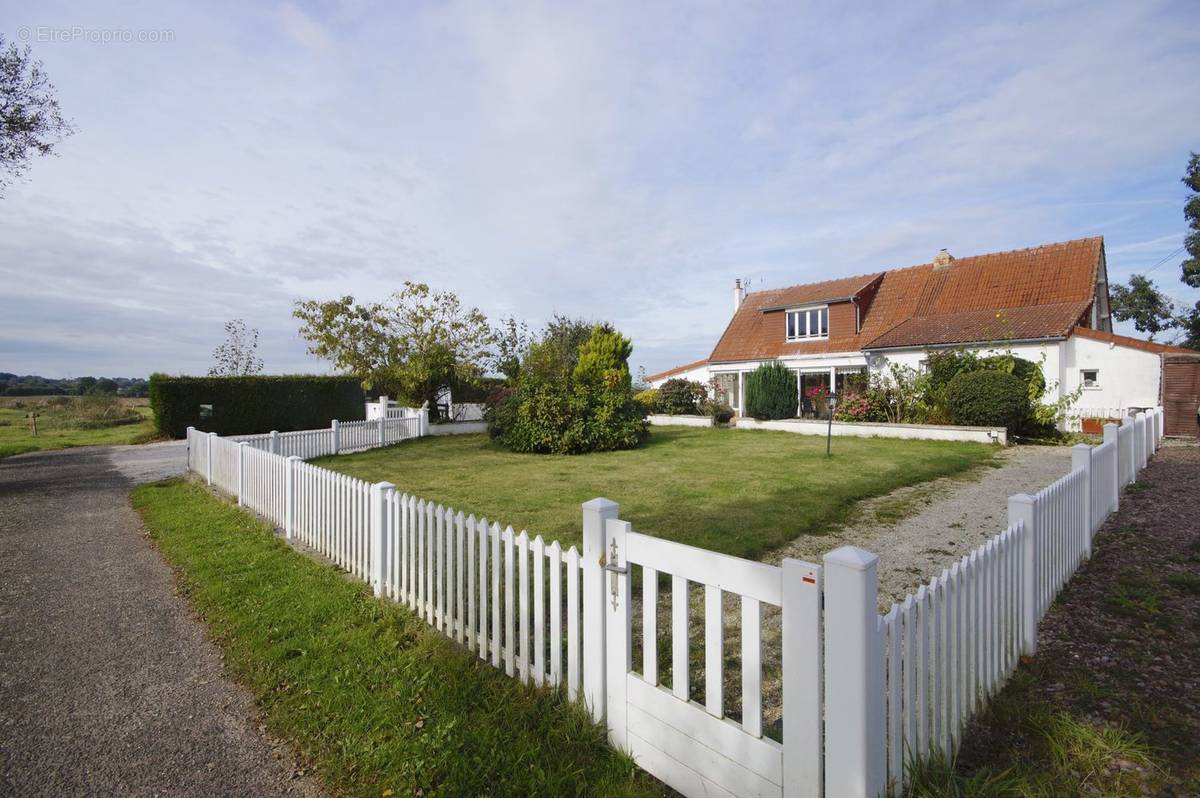 Maison à BEAUMESNIL