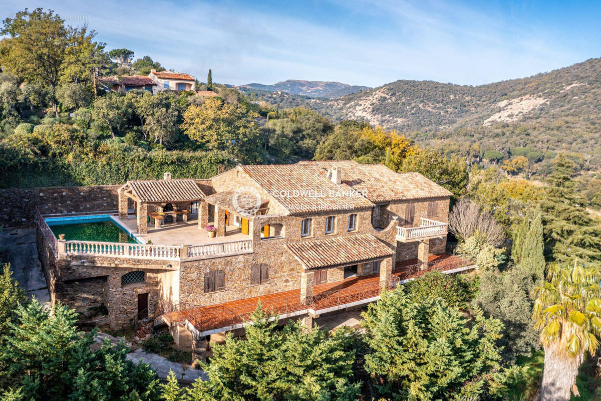 Maison à GRIMAUD