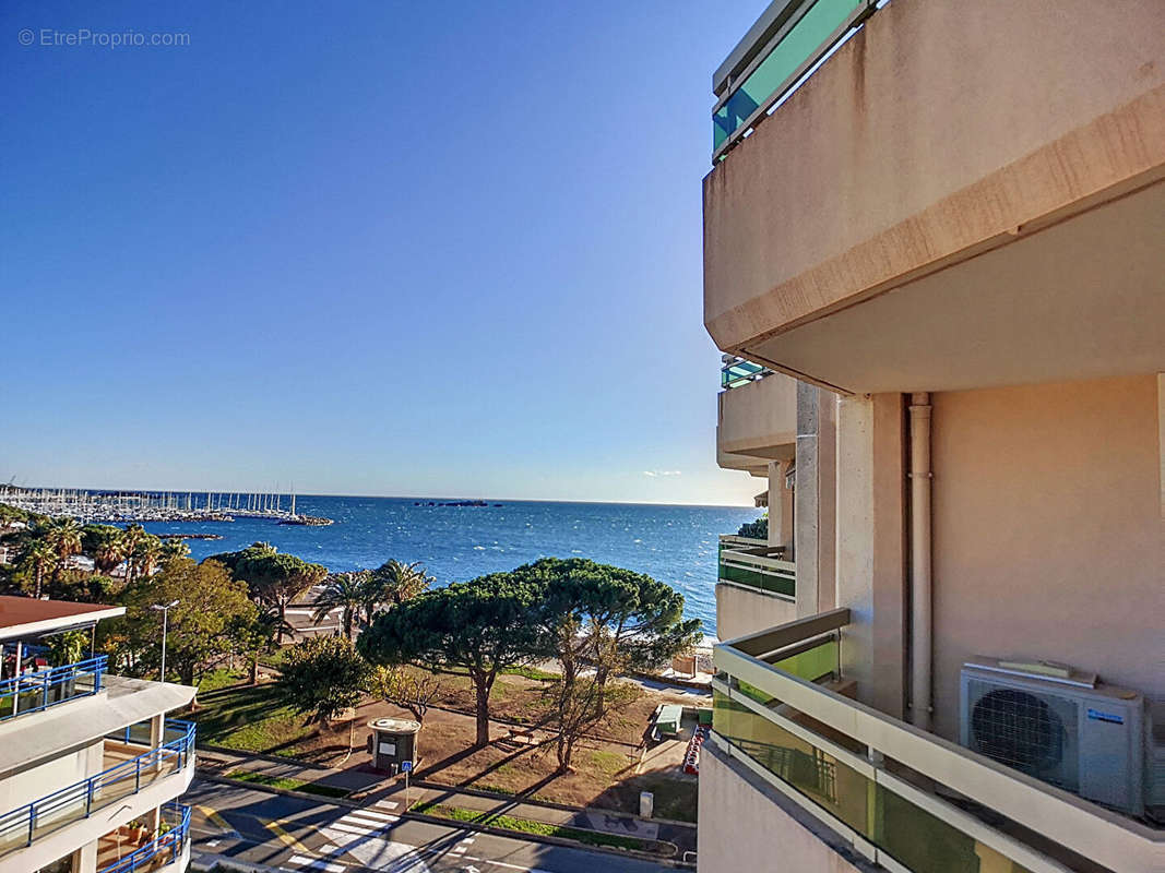 Appartement à SAINT-RAPHAEL