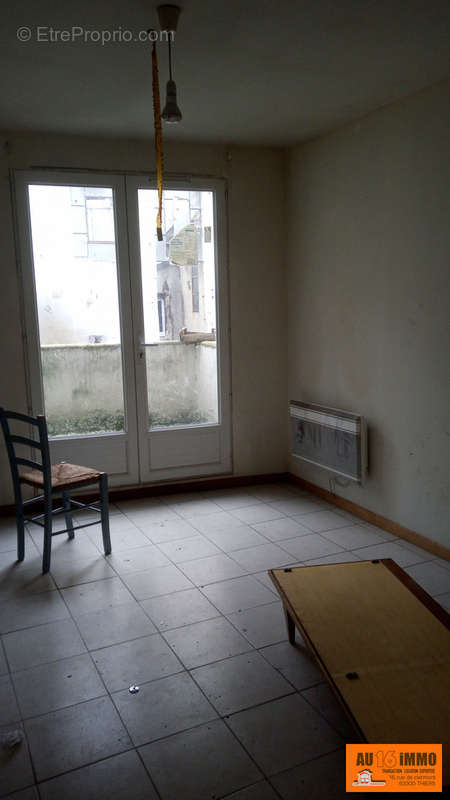 Appartement à COURPIERE