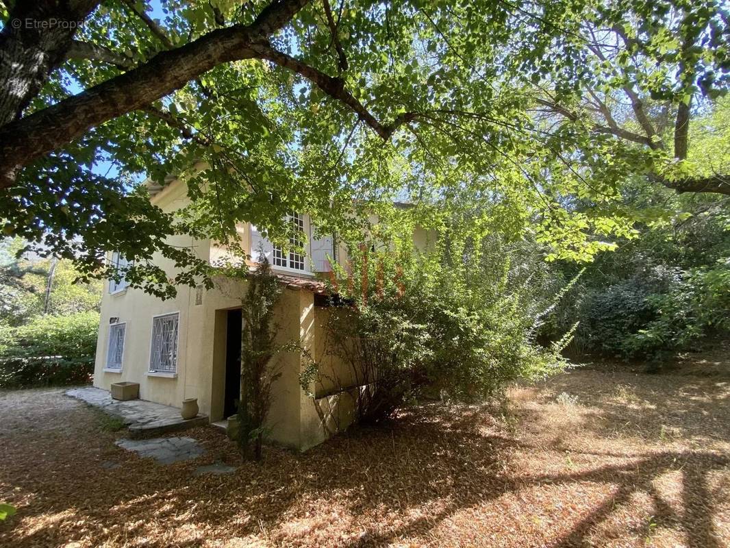 Maison à AIX-EN-PROVENCE