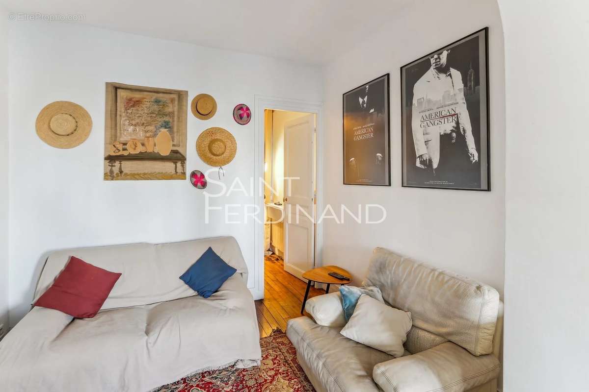 Appartement à NEUILLY-SUR-SEINE