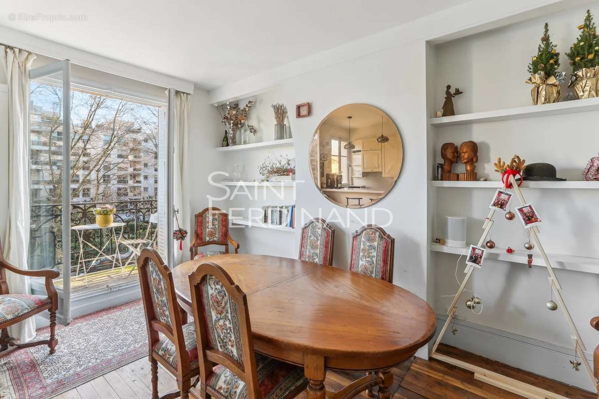 Appartement à NEUILLY-SUR-SEINE