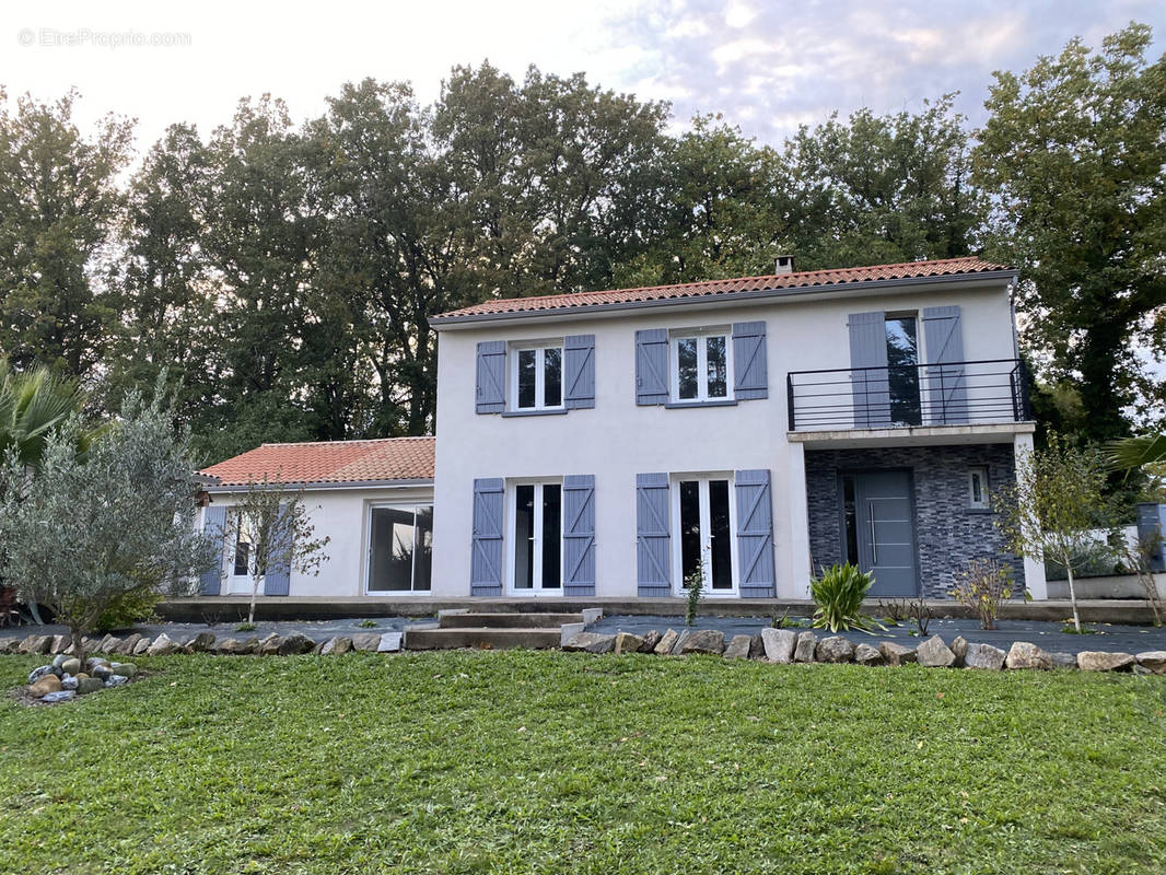 Maison à COULOUNIEIX-CHAMIERS