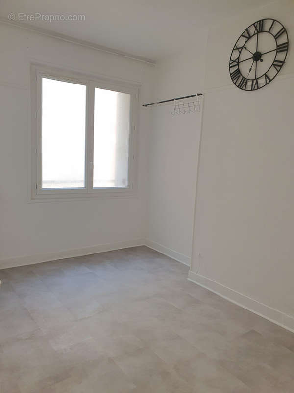 Appartement à AUBERVILLIERS