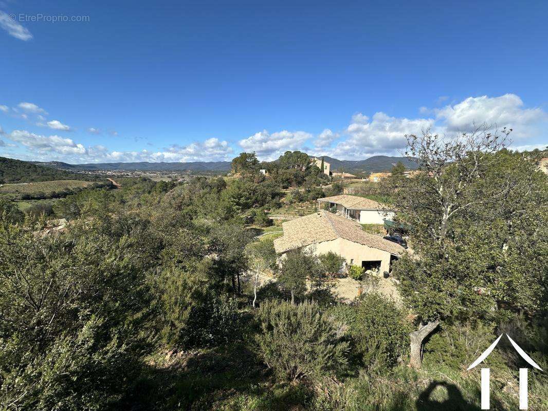 Maison à PRADES-SUR-VERNAZOBRE