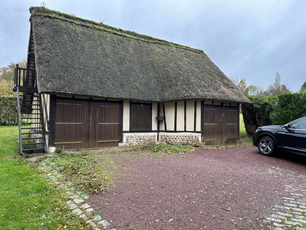 Maison à CORMEILLES