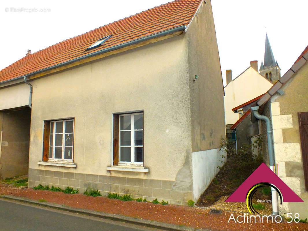 Maison à LA CHARITE-SUR-LOIRE