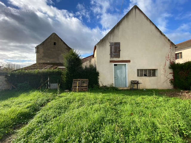 Maison à MERCEUIL