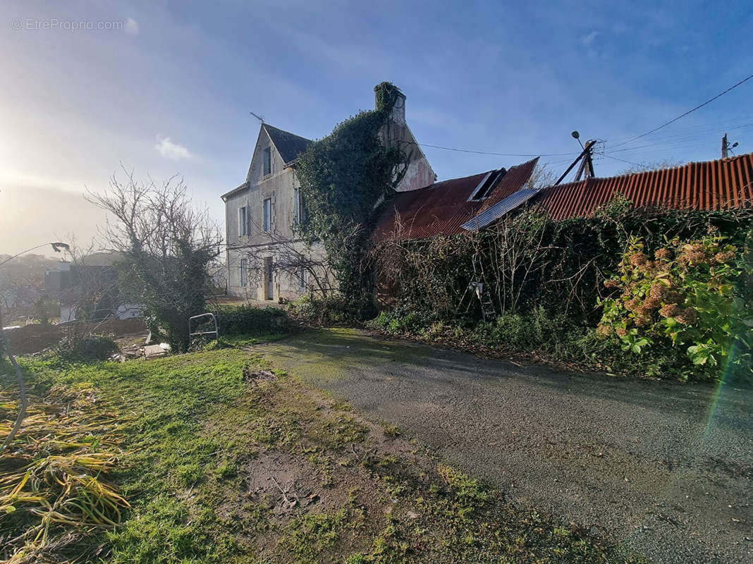 Maison à QUIMPERLE