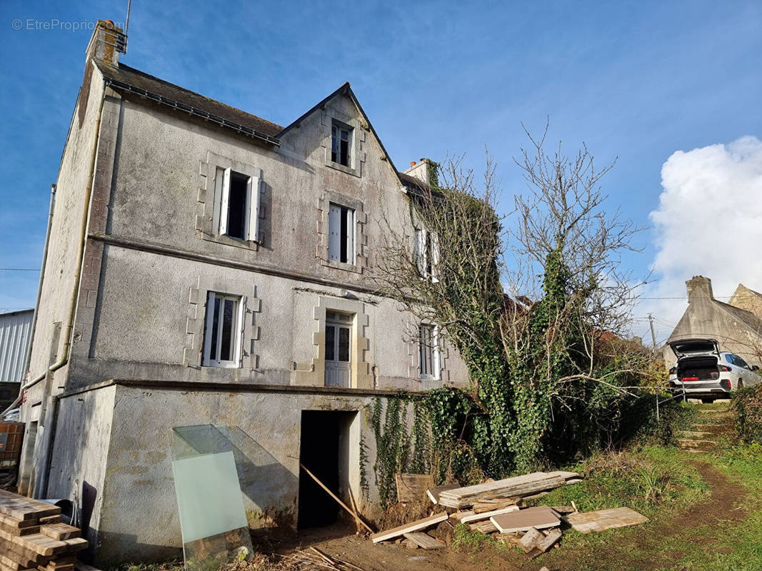 Maison à QUIMPERLE