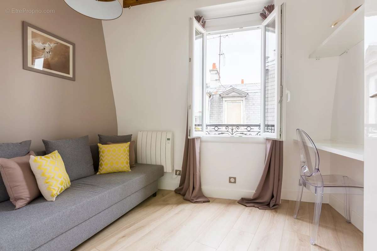 Appartement à PARIS-11E