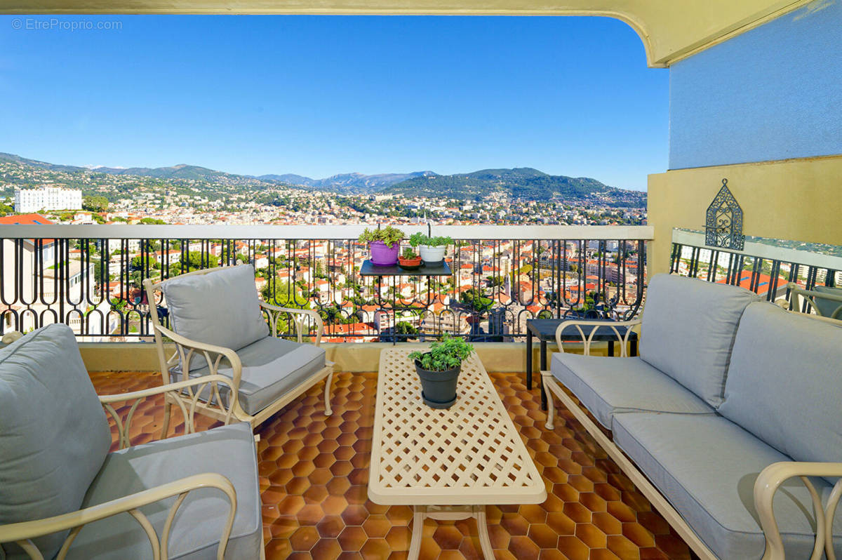 Appartement à NICE